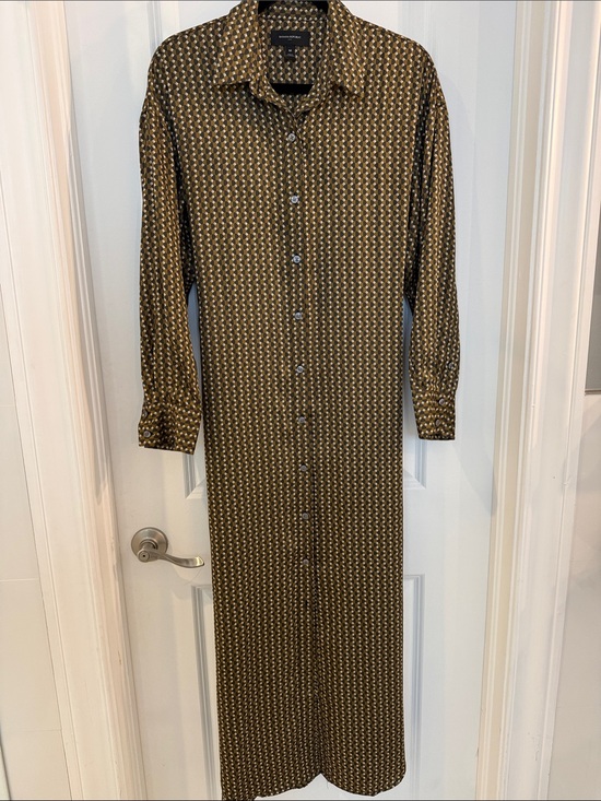 Banana Republic Dresses & Skirts - Banana Republic Geometric Button-Up Shirt — Olive, Brown & Cream